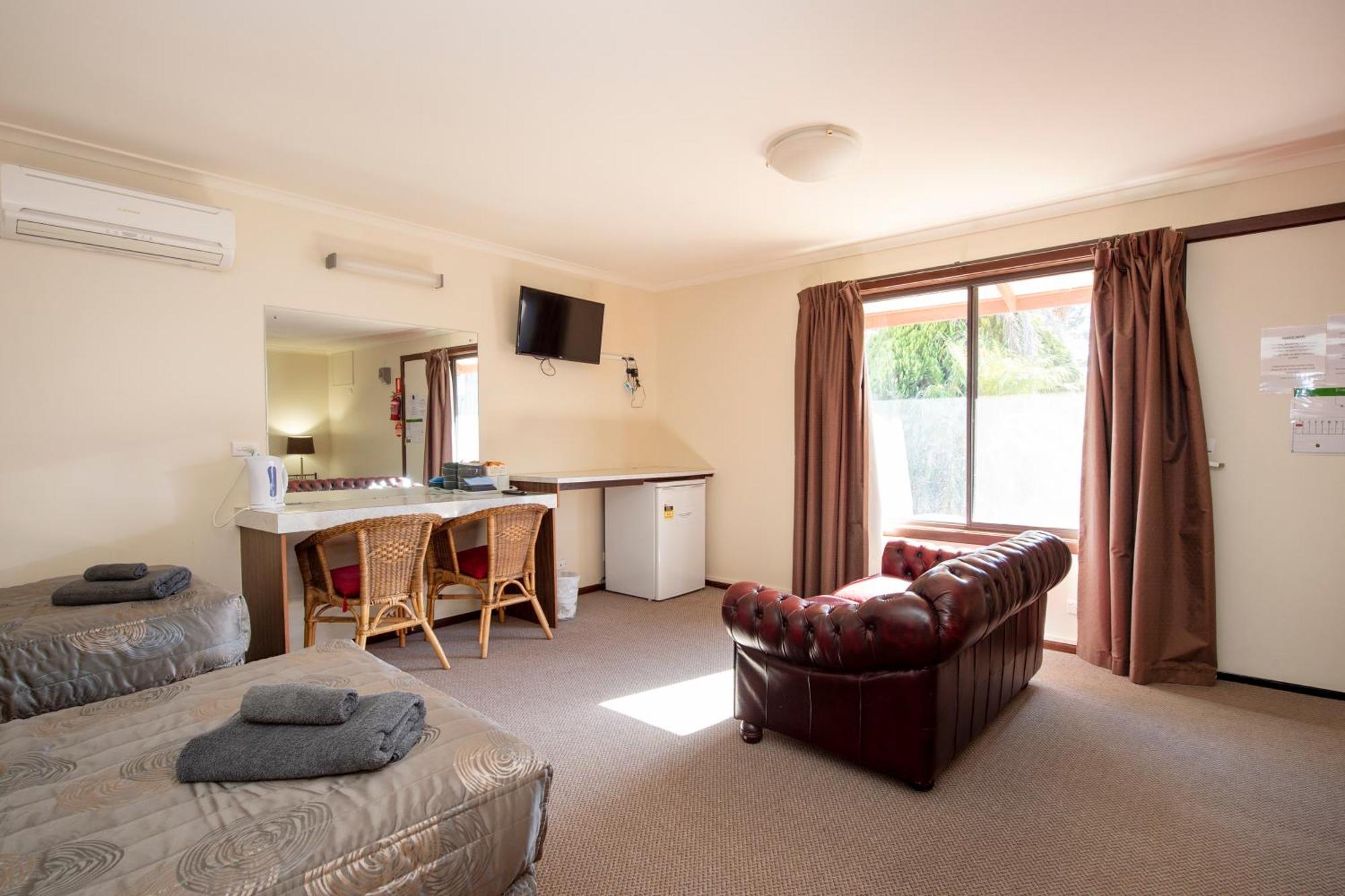 Ardrossan Hotel Motel Exterior photo