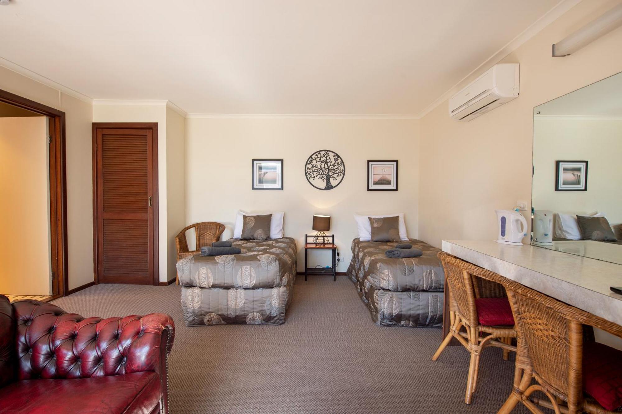 Ardrossan Hotel Motel Exterior photo