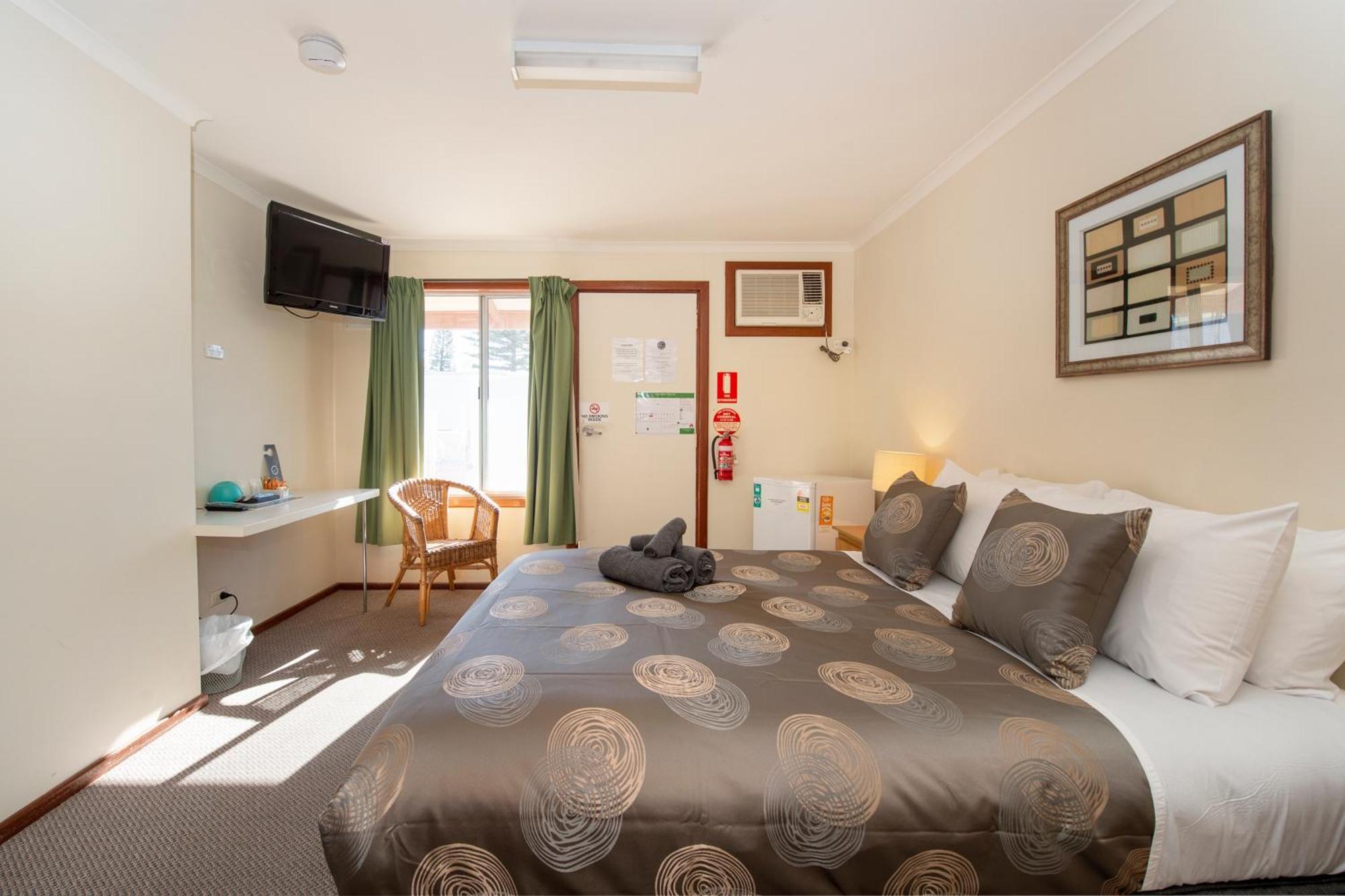 Ardrossan Hotel Motel Exterior photo